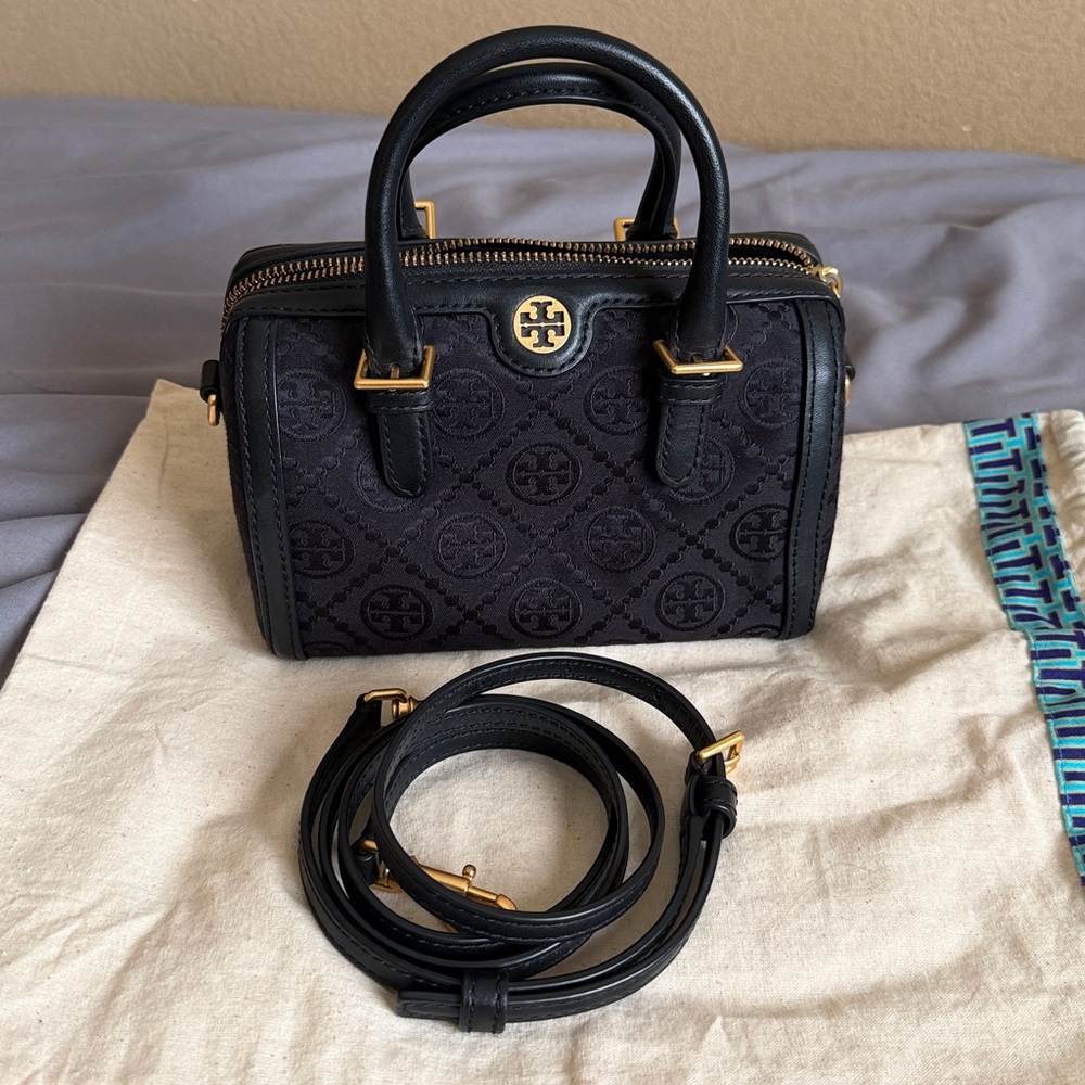 Tory Burch Petite Barrel Bag in jacquard black - Picture 7 of 7